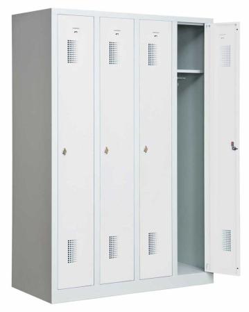 Helsvetsat kladskap med sockel och 4 dorrar