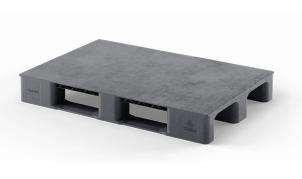 Plastpall med slat ovansida