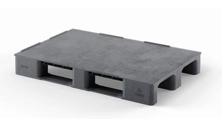 Plastpall med slat ovansida