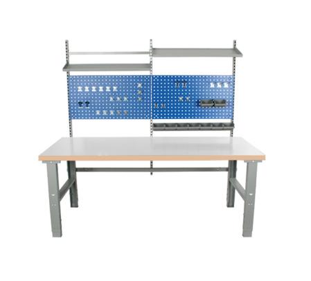 Arbetsbank med komplett inredning