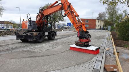Sopborste for gravmaskin med S-70 faste