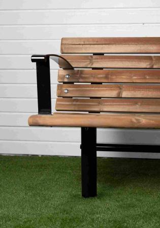 Parksoffa varmebehandlad