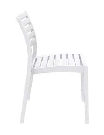 Lunchrumsstol stapelbar i plast