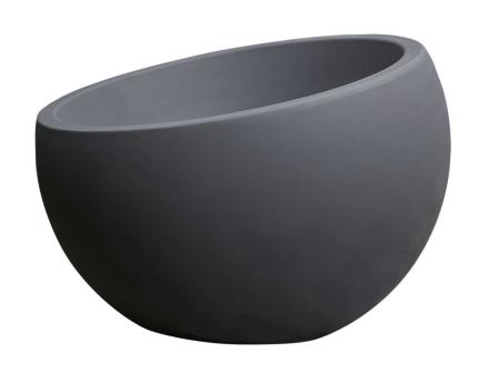 Stor blomkruka i betong