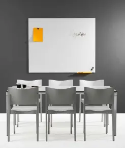 Whiteboard med stilrent utseende