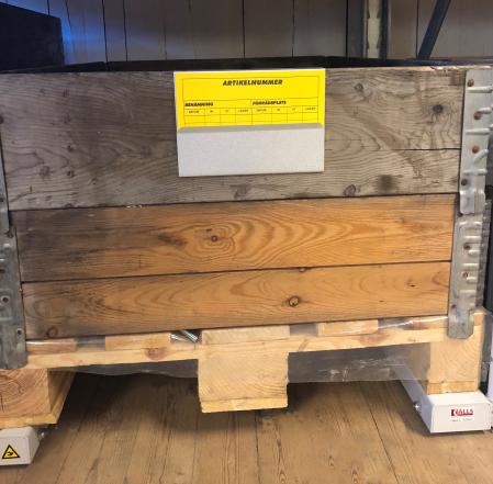 Pallkortshallare i metall