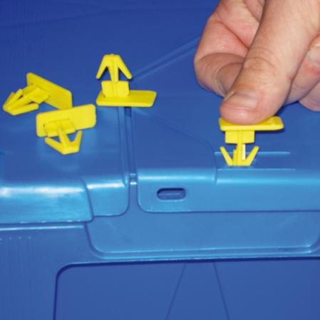 Plastback med 2-delat lock