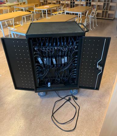 Laddskap med hjul for chromebooks