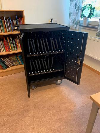 Laddskap med hjul for chromebooks