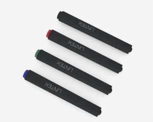 Whiteboardpennor fyra olika farger