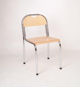 Stapelbar lunchrumsstol