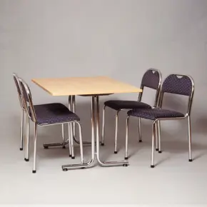 Konferensbord med rak bordsskiva
