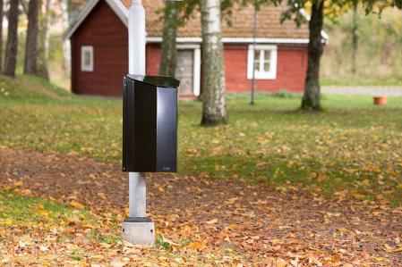 Papperskorg med vaggfaste