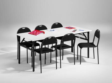 Stabilt konferensbord som ar fallbart