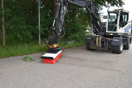 Sopborste for gravmaskin med S-50 faste