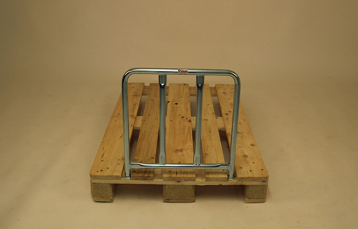 Pallstöd med mellanstag